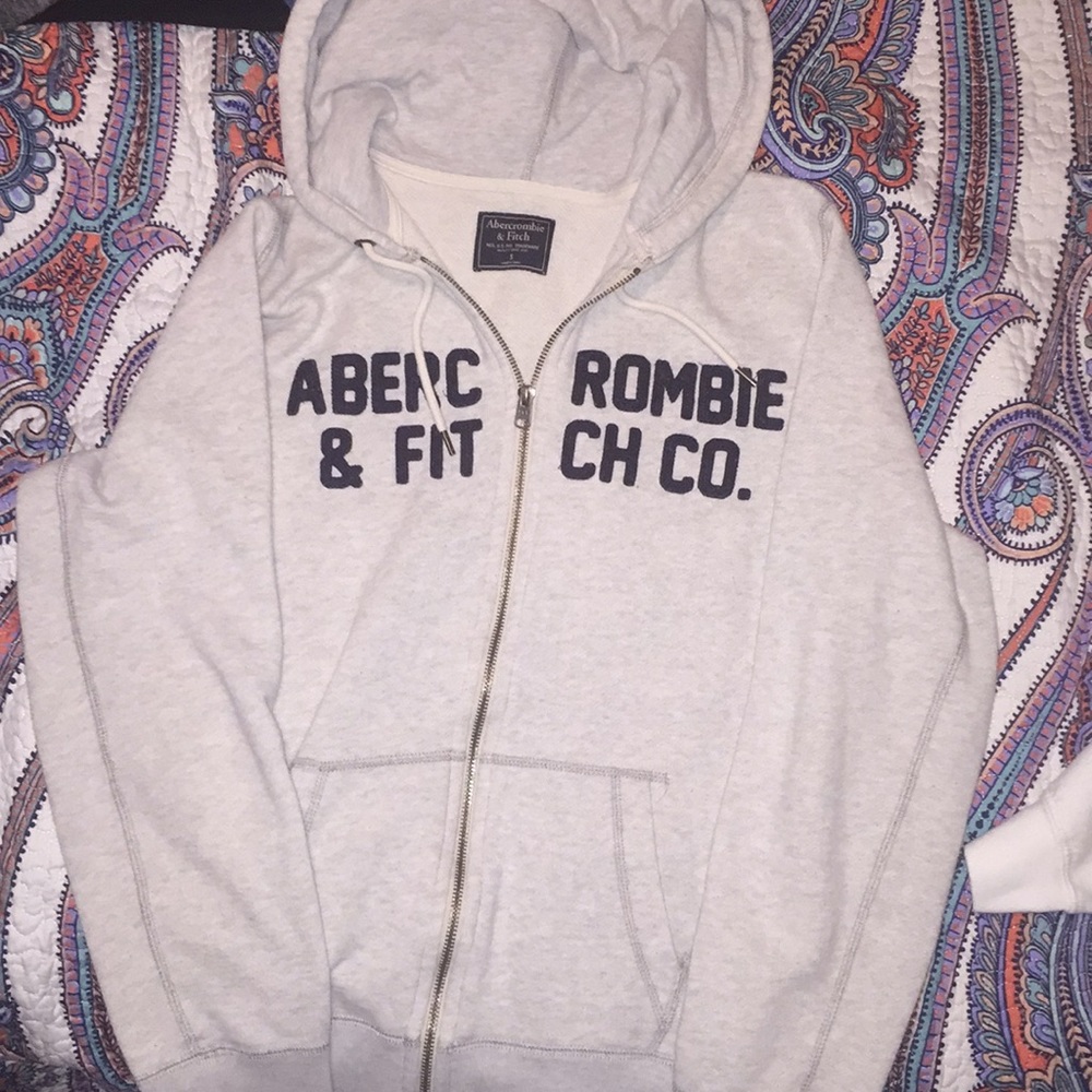 ⚪️White Abercrombie & Fitch Jacket⚪️